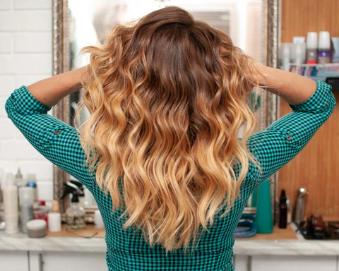 Elevate Your Curls: How To Achieve Perfectly Layered Curly Hair – LOHY.